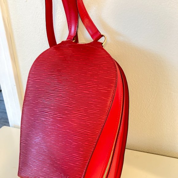 Louis Vuitton Epi Mabillon Backpack - Picture 3 of 12